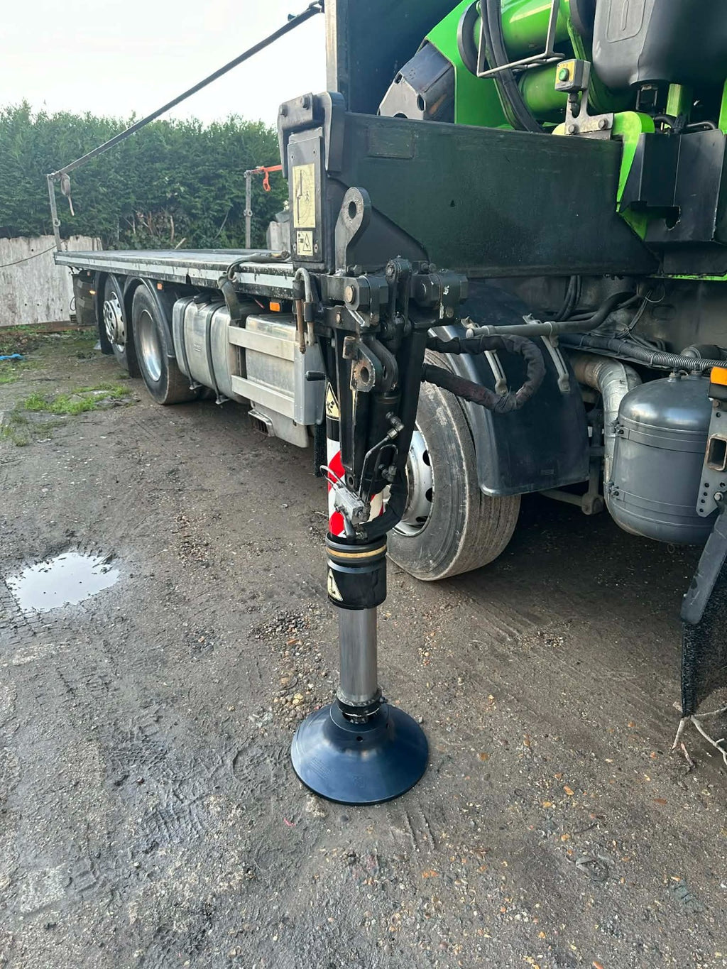 OEM Fassi lorry loader crane stabiliser foot 700707