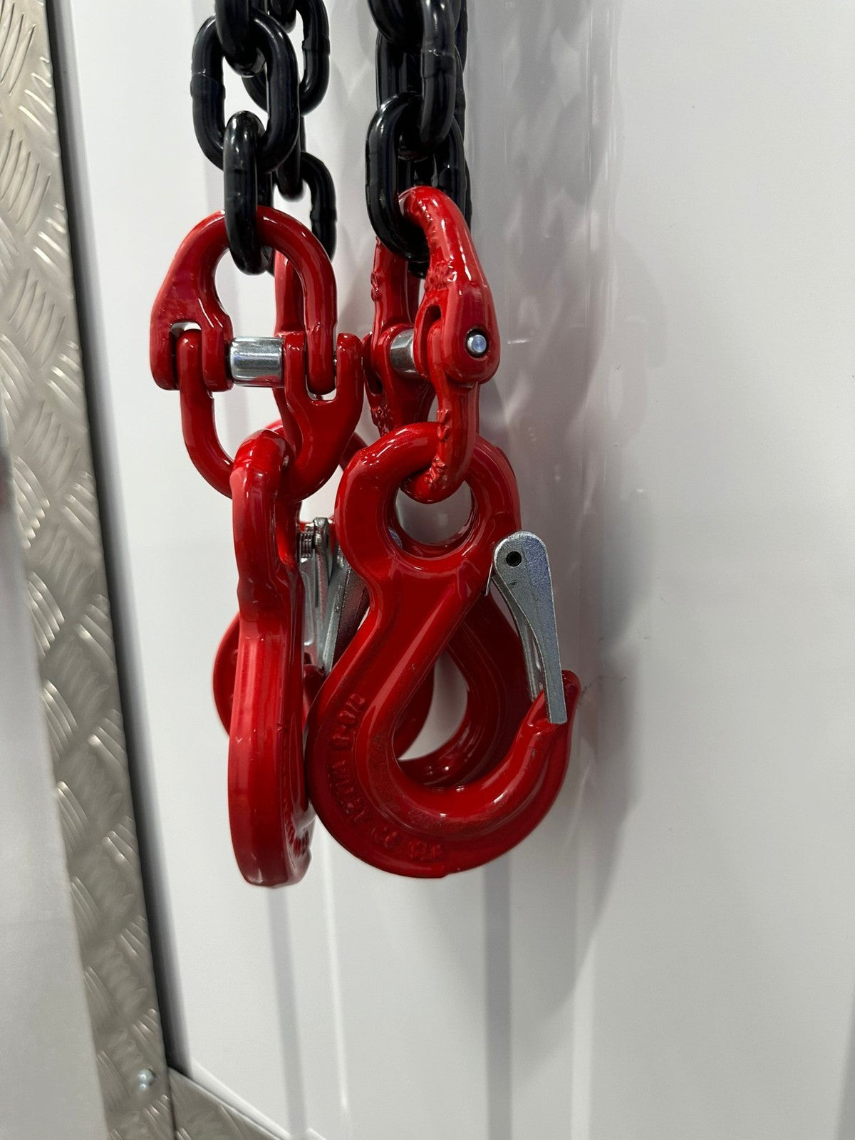 2mtr x 2 leg 7mm Lifting Chain Sling 2.12 tonne with Shortners and Loler cert