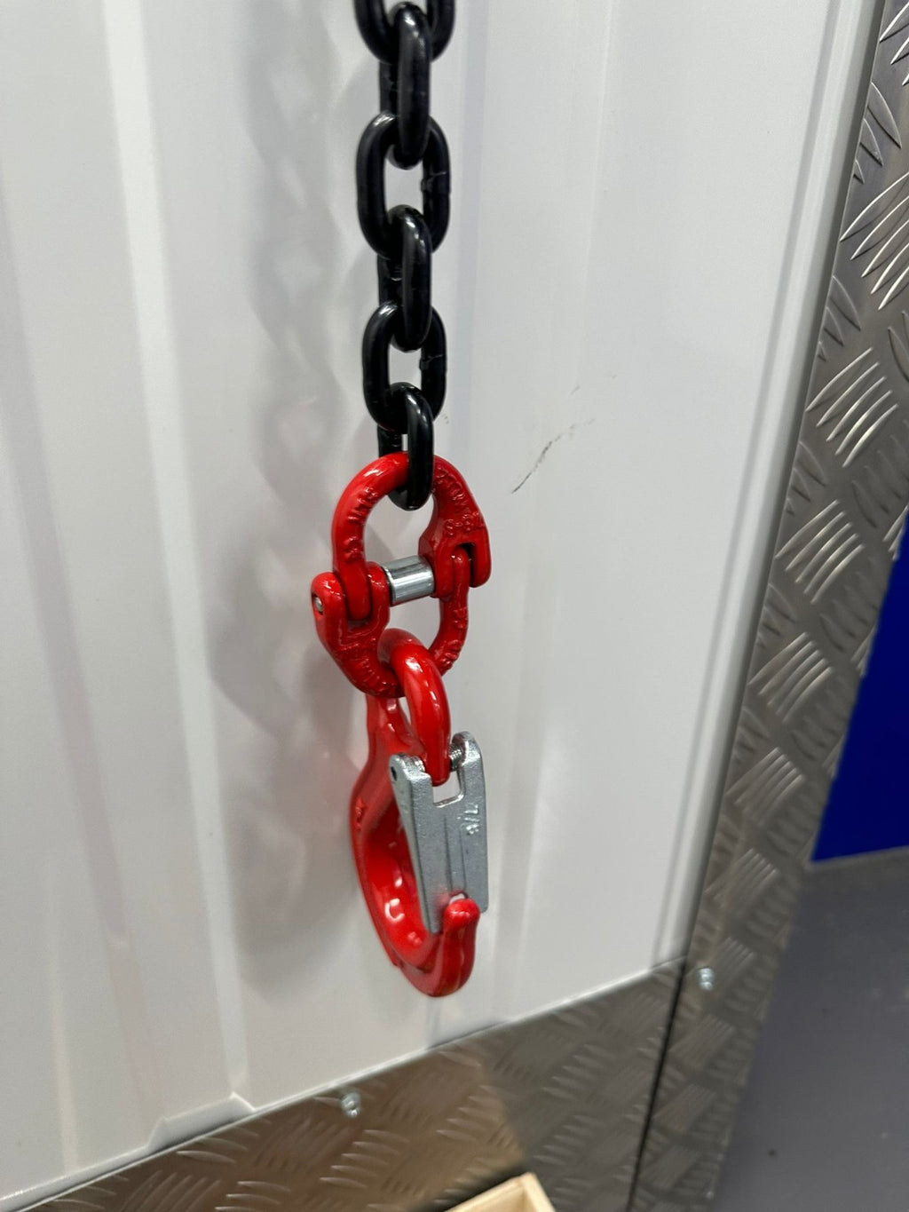 Single Leg Lifting Chain Sling SWL 1.5T 1mtr EWL 7mm chain With Loler cert