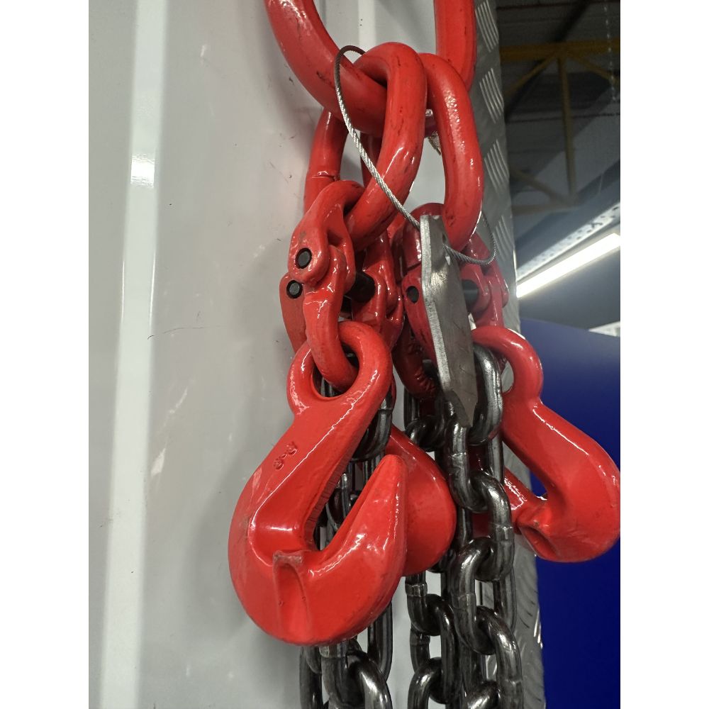 4.25 Tonne Chainsling 4 legs, latch hook with shorteners
