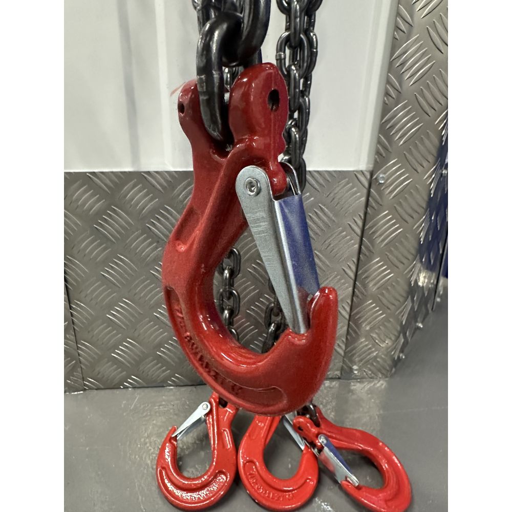 4.25 Tonne Chainsling 4 legs, latch hook with shorteners