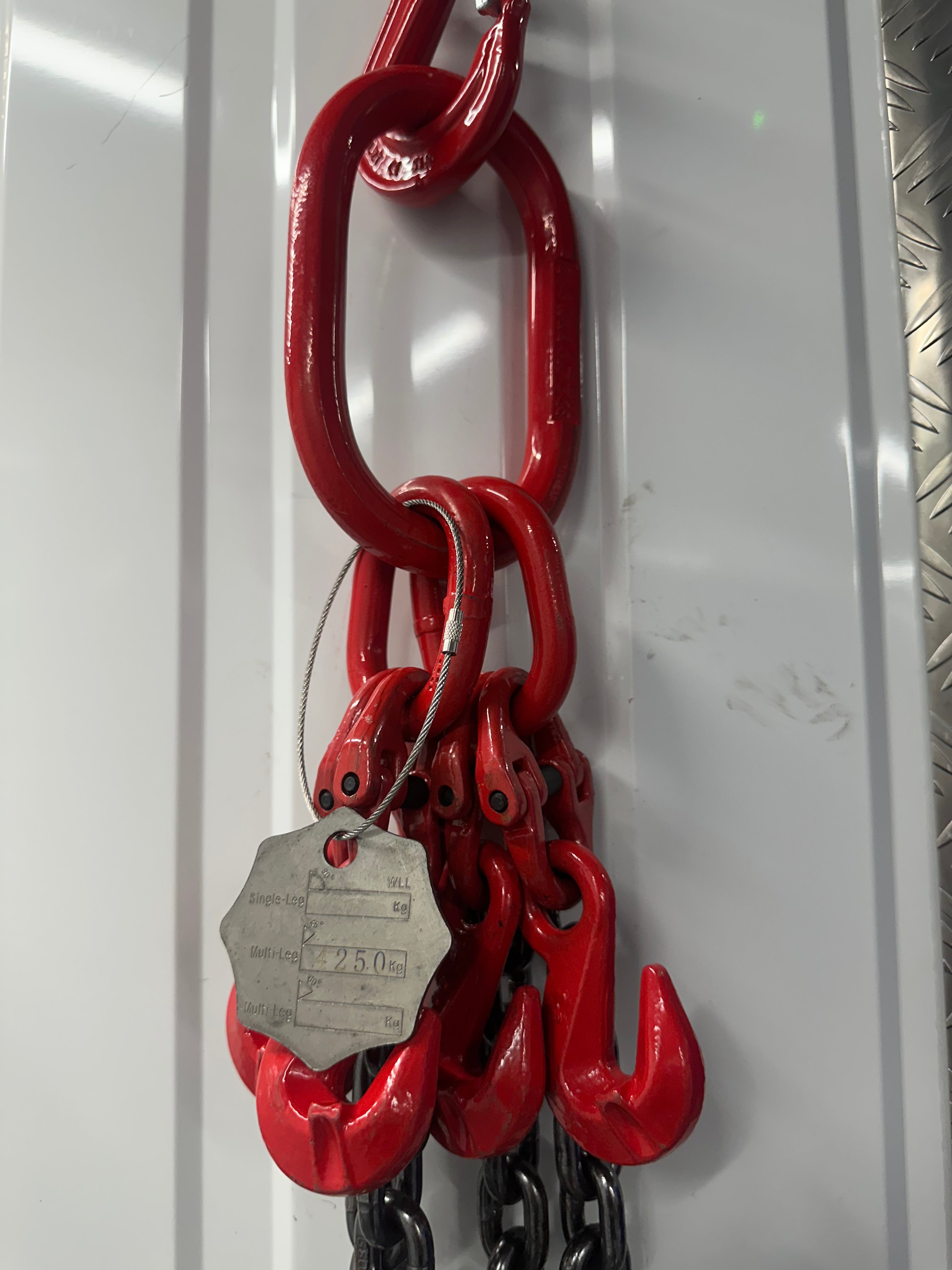 4.25 Tonne Chainsling 4 legs,  Safety hook with shorteners