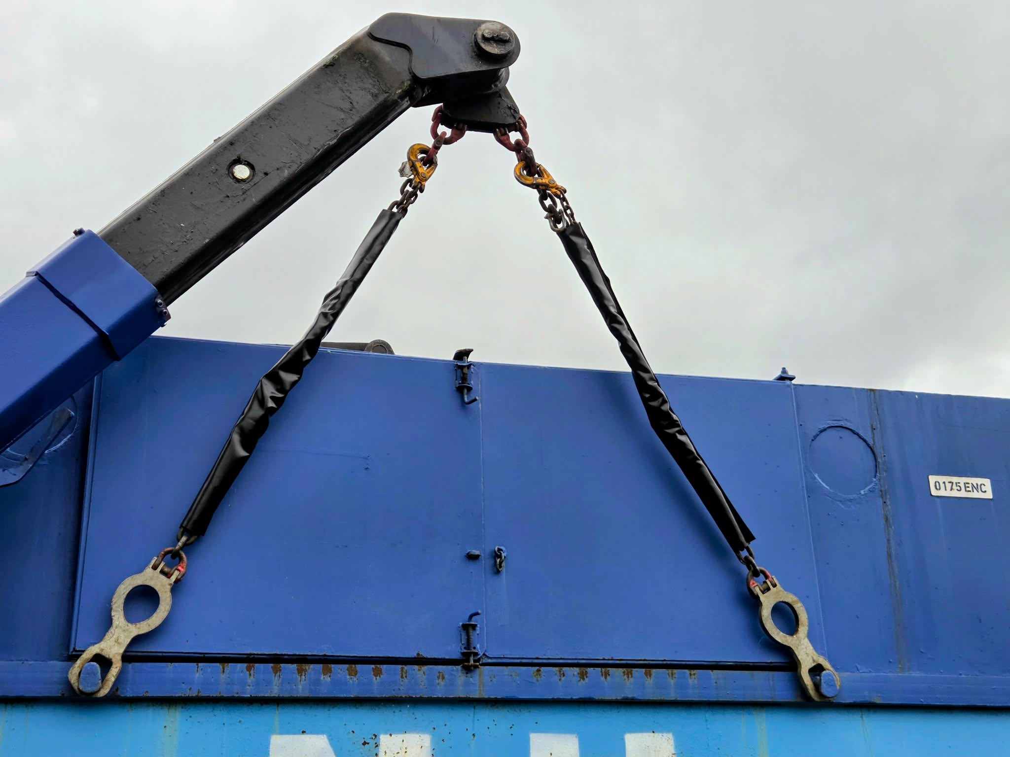 Skip Loader Chain Wear Sleeves 1M